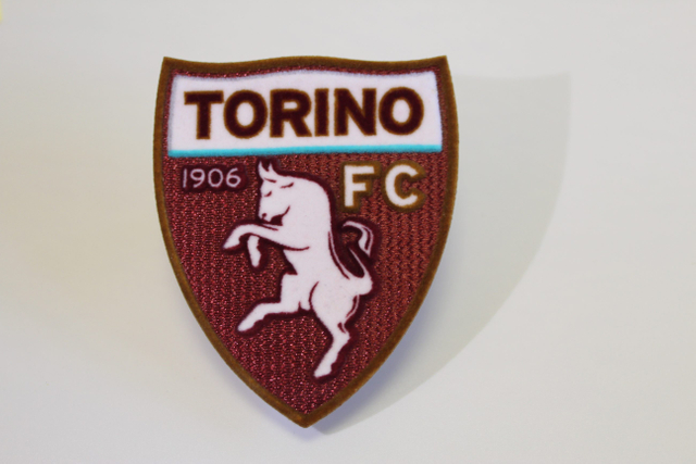 Factory Wholesale Iron-on Backing Flock Patch for Football Club Badge Emblem