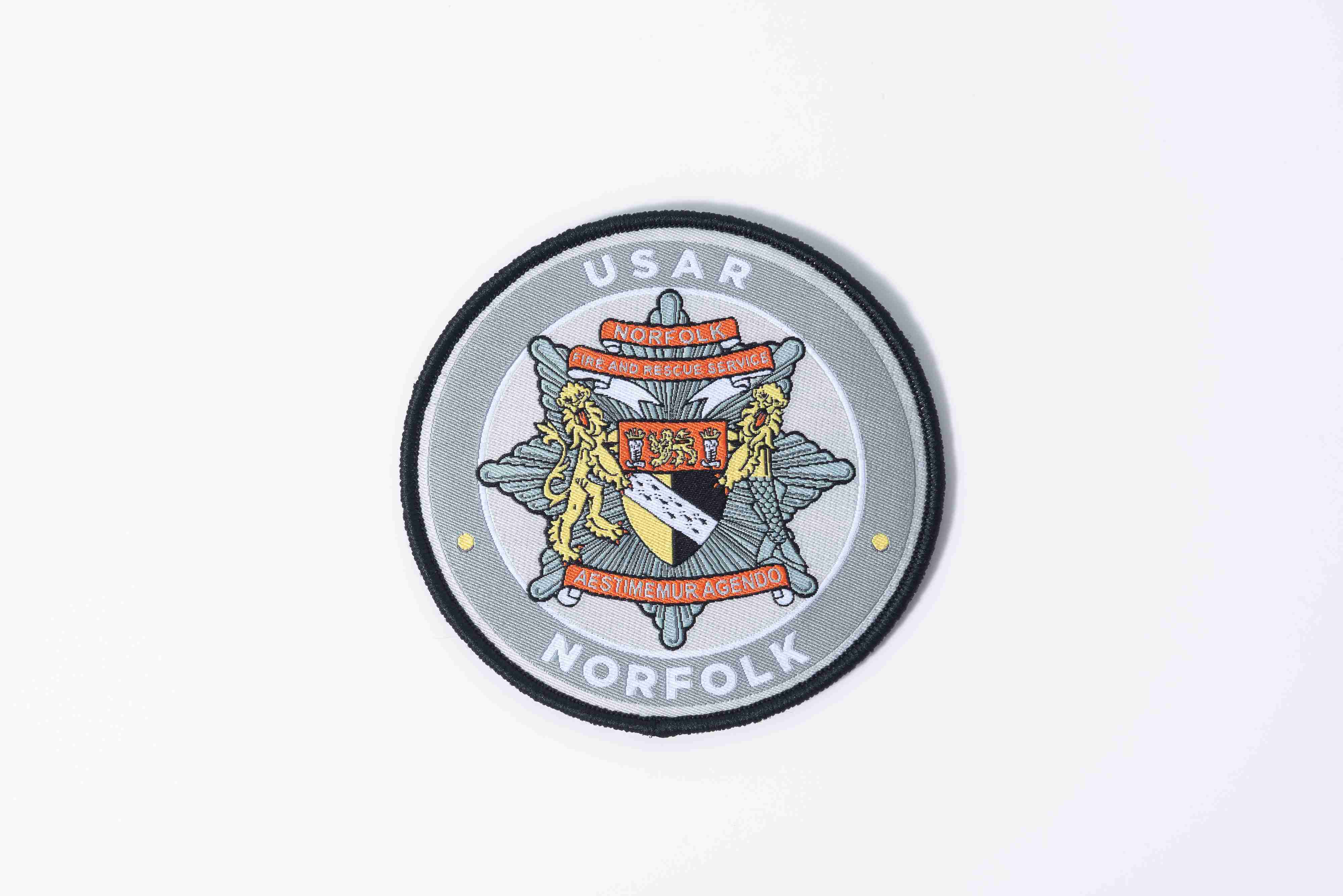 High Quality Customized Factory Price Woven Patch with Veclro Backing for Clothing Badge